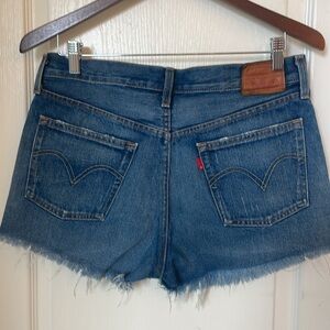 Levi’s Cutoff Shorts